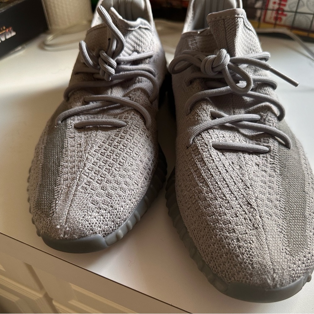 Yeezy boost 350 like new size 13